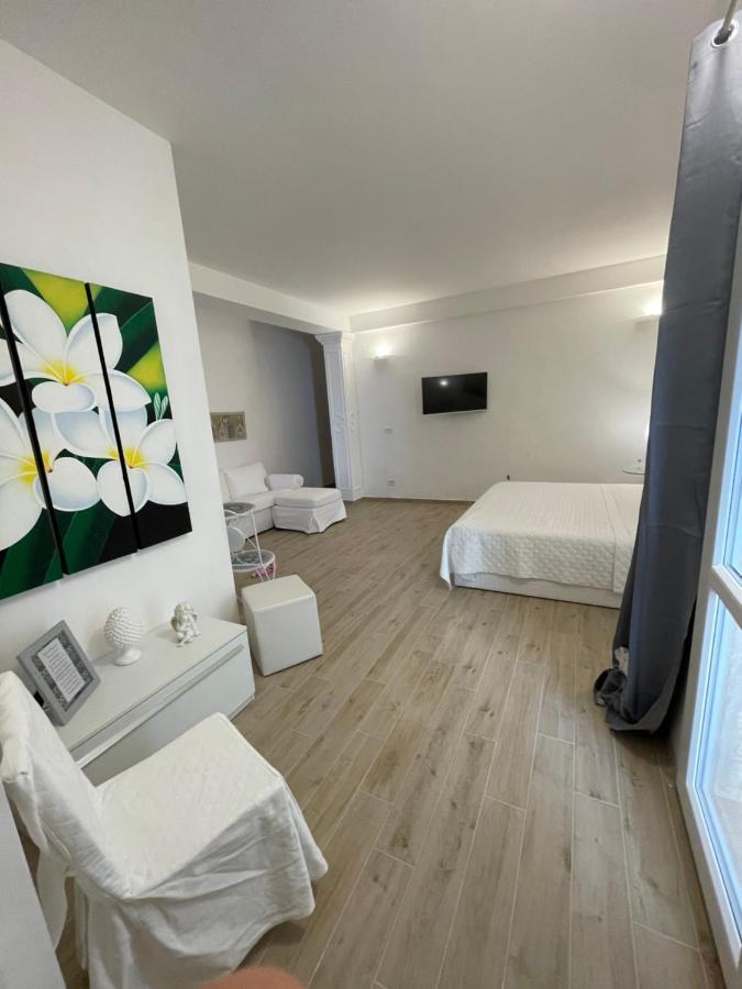 Bed and Breakfast Salentina White House Лечче Экстерьер фото
